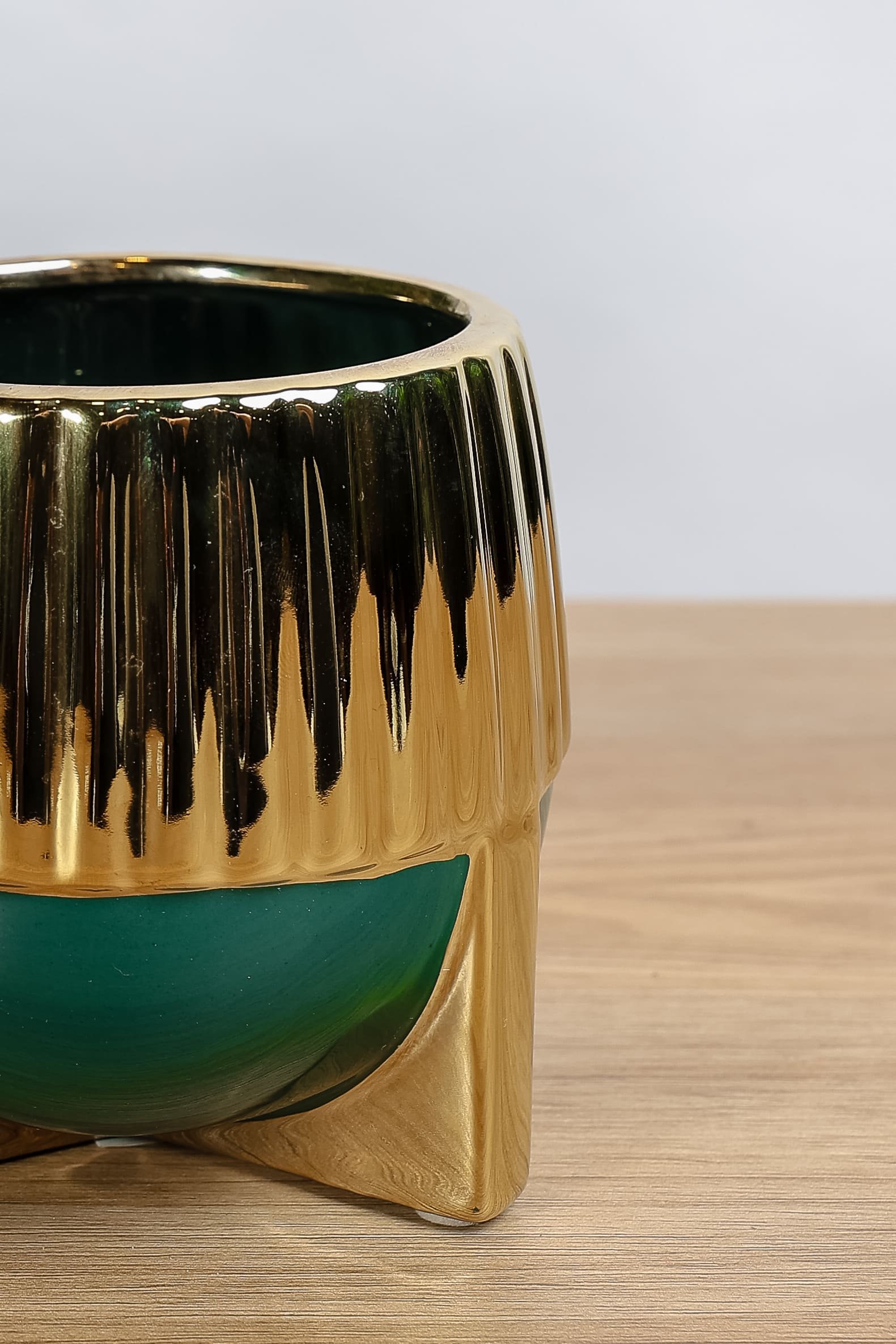 حوض دائري ذهبي بقاعدة زيتية 10 سم - الصورة 2